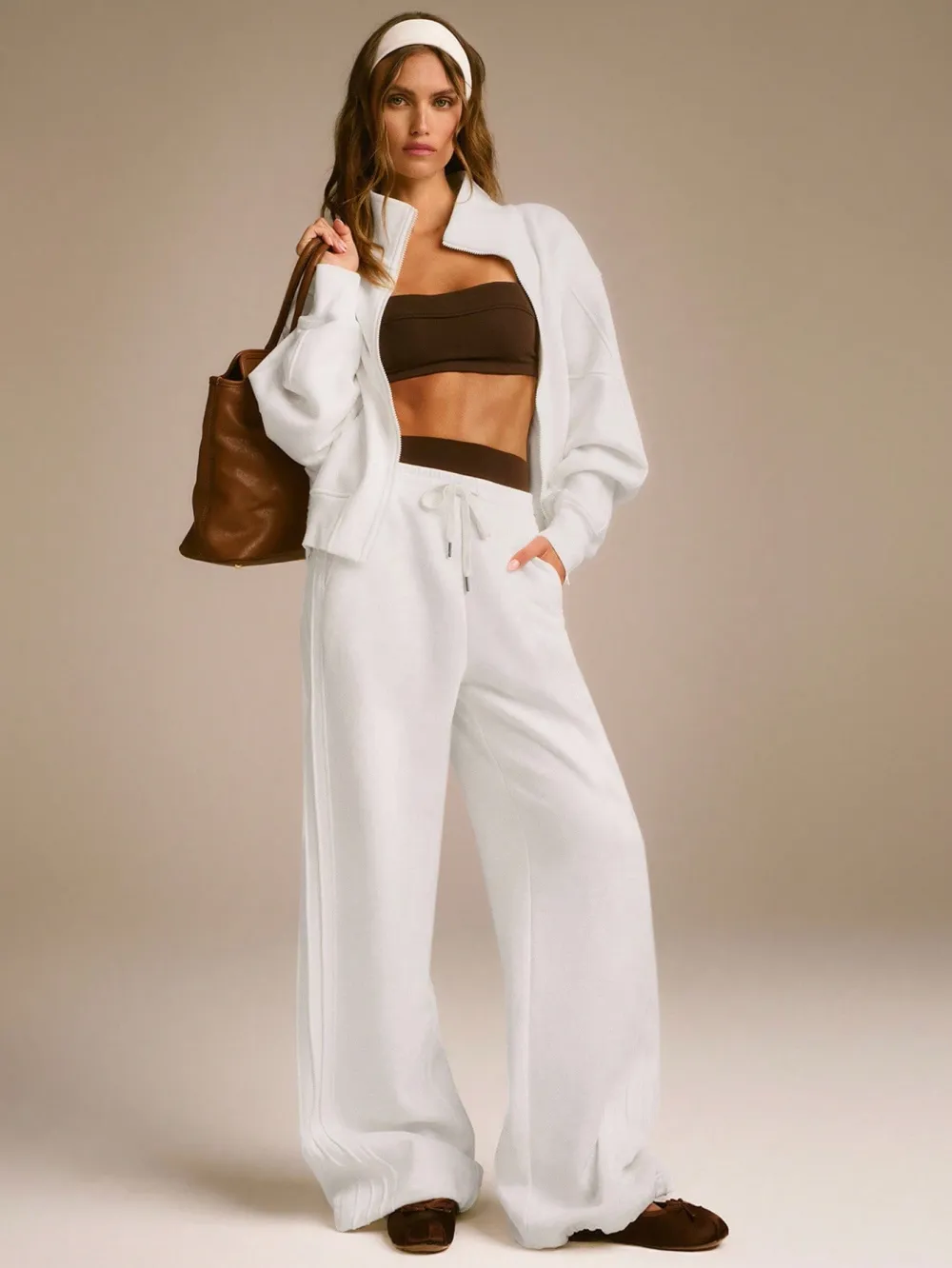 Everyday Fleece WarmthSoft Warm Lightweight Front Back Seam Detailing Pockets Batwing Sleeve High Neckline Full-Zip Jacket