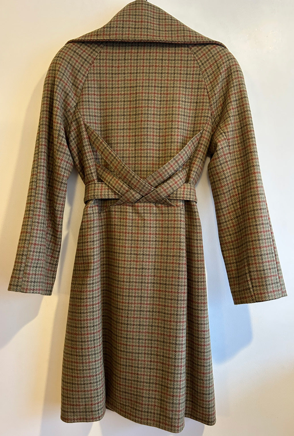 PLAID CROSSBAR RAGLAN COAT