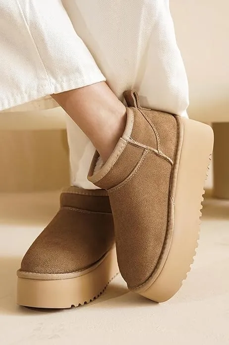 Women Lightweight Memory Foam Fuzzy Boots