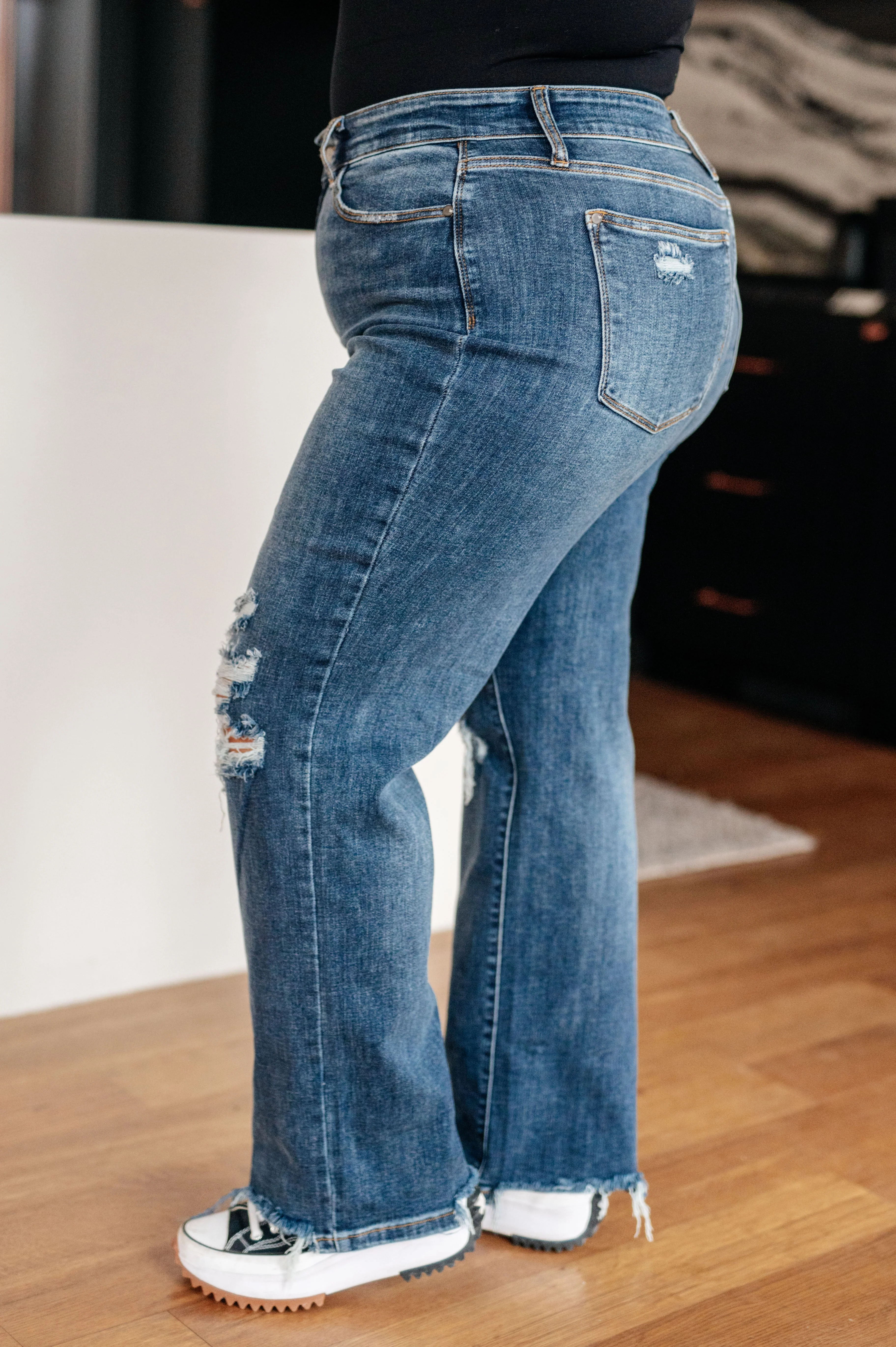 Blue Rose High Rise 90's Straight Jeans in Dark Wash