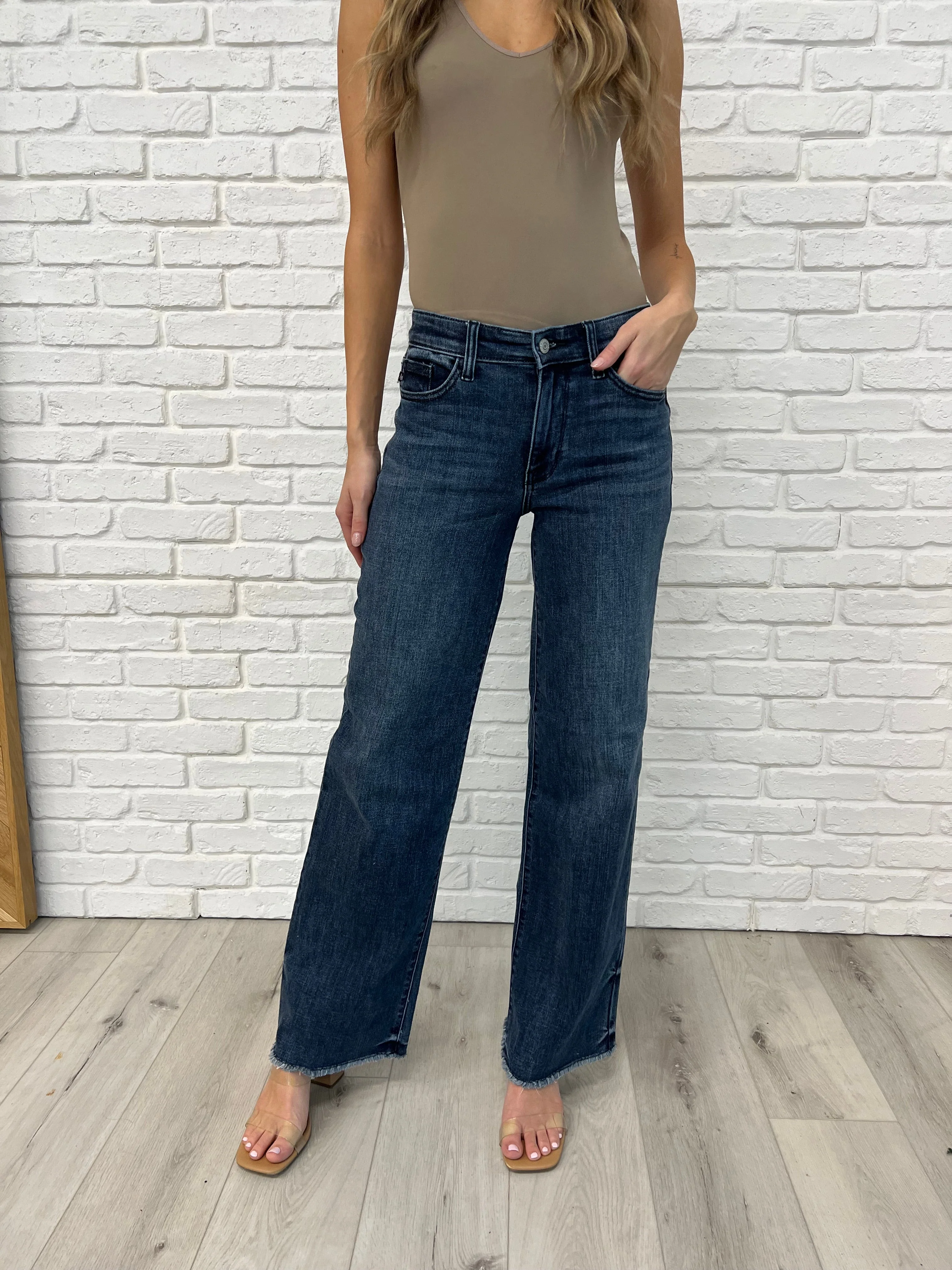 Mid Rise Vintage Wash Wide Leg Jeans