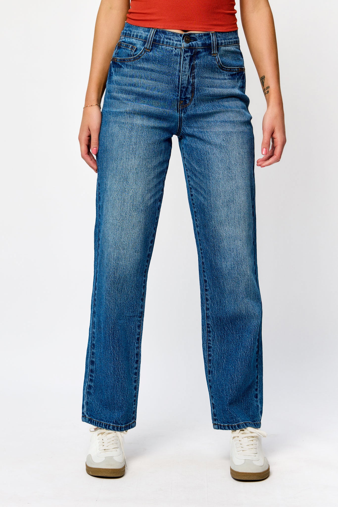 WallFlower Insta-Vintage Ruby Wash Fearless Curvy Super High-Rise Straight-Leg Jean