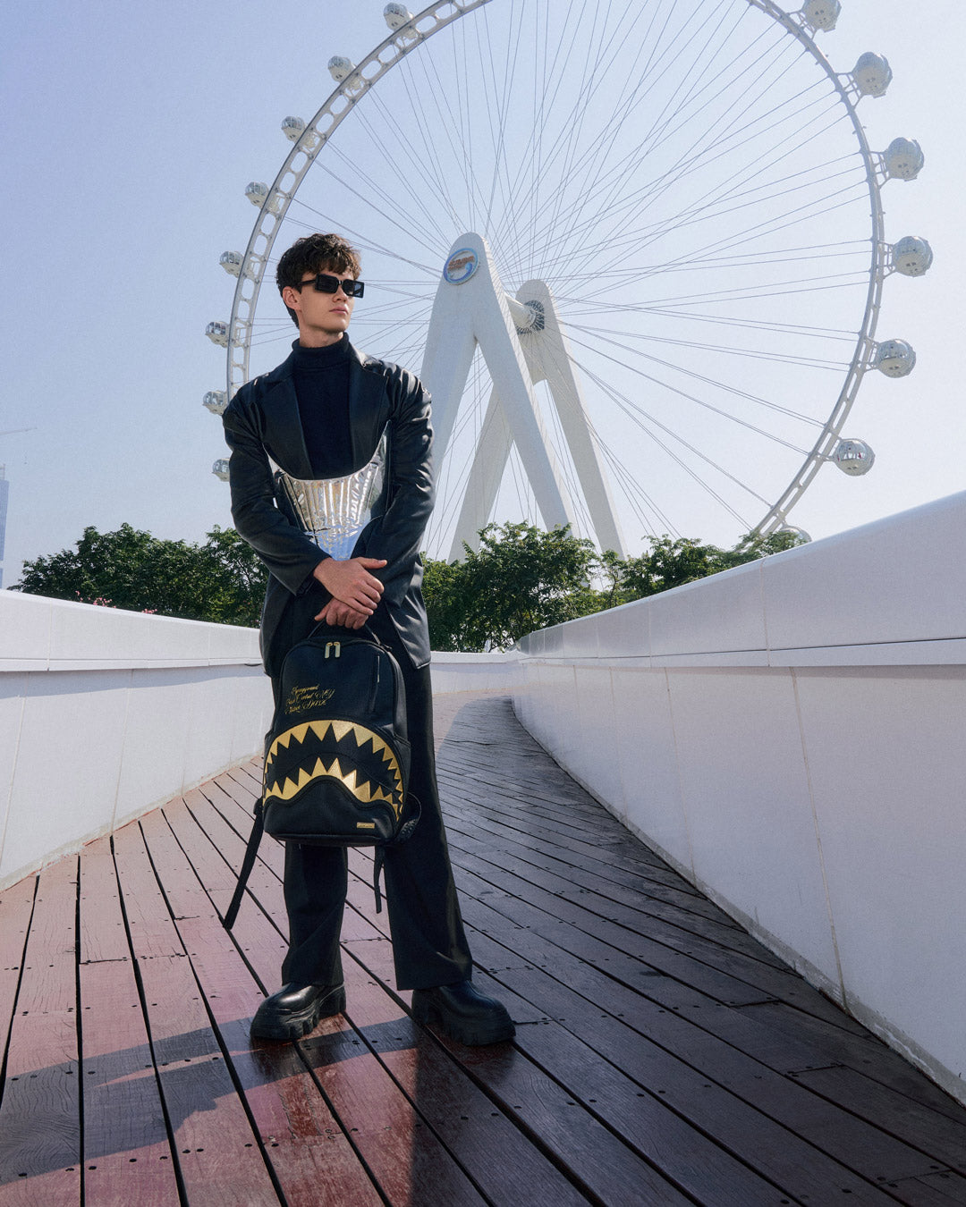 SHARK CENTRAL GILDED BITE BACKPACK