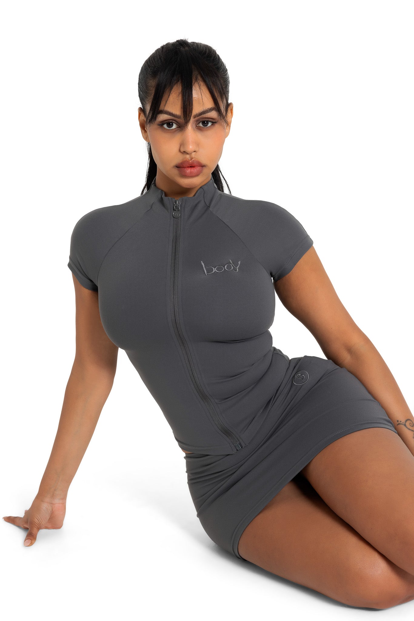 BASICS MINI SKIRT (IRON)