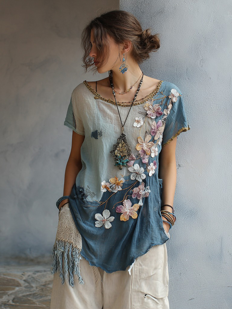 Women's Vintage Cherry Blossom Pattern Crew Neck T-shirt