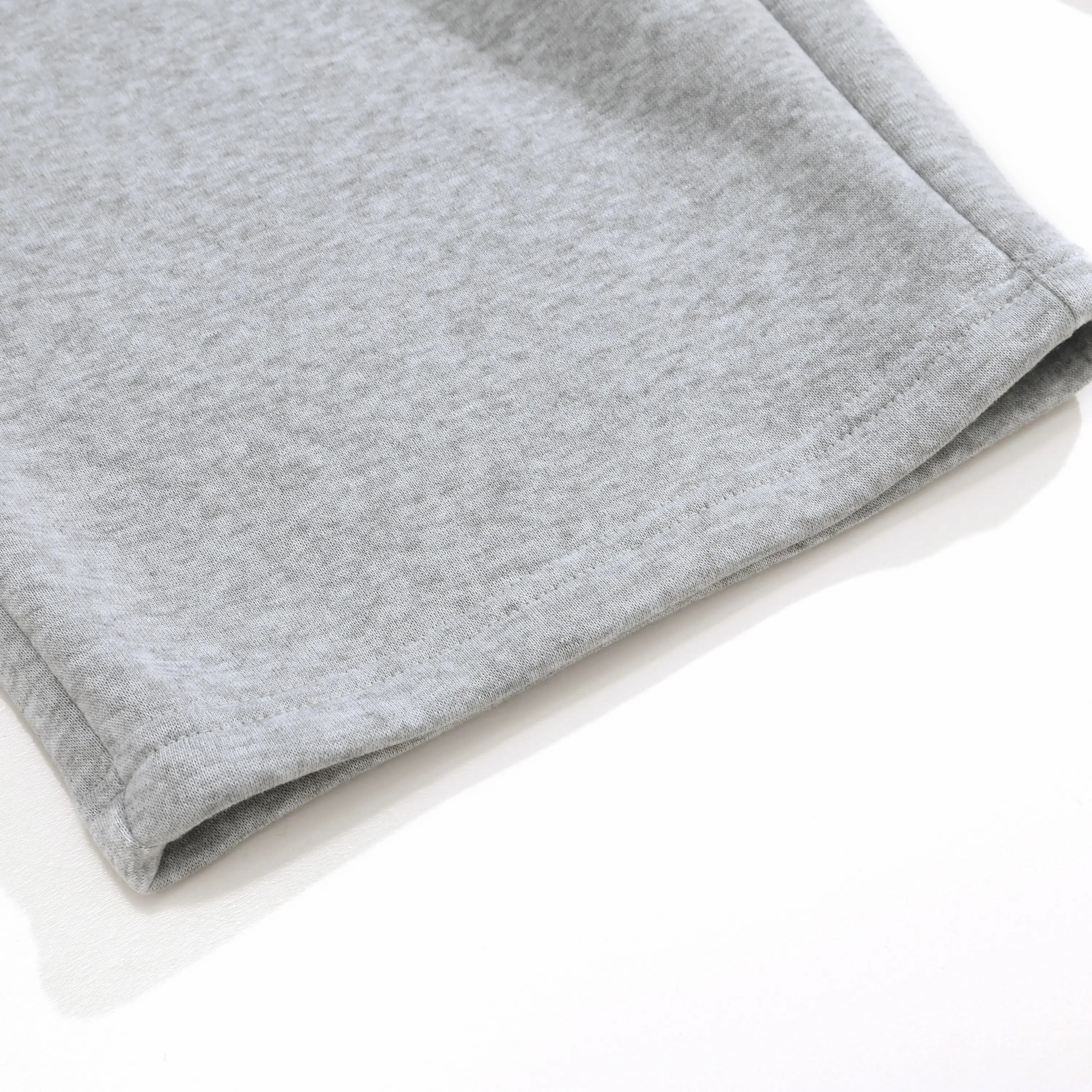 Men’s 3/4 sweatpants, available in 4-pack and 1-pack options shorts pant