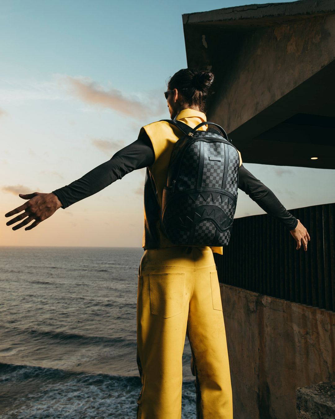 MIDNIGHT CHATEAU DLXSV BACKPACK