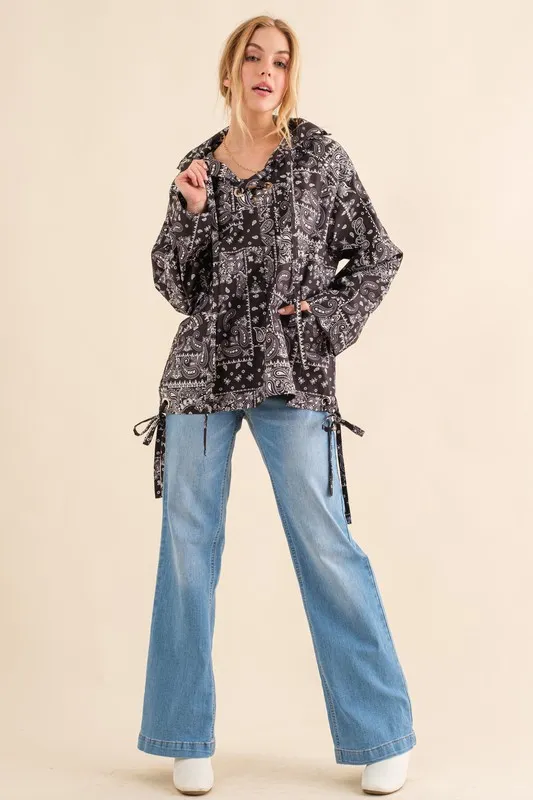Bandana Pattern Lace Up Detailed Windbreaker