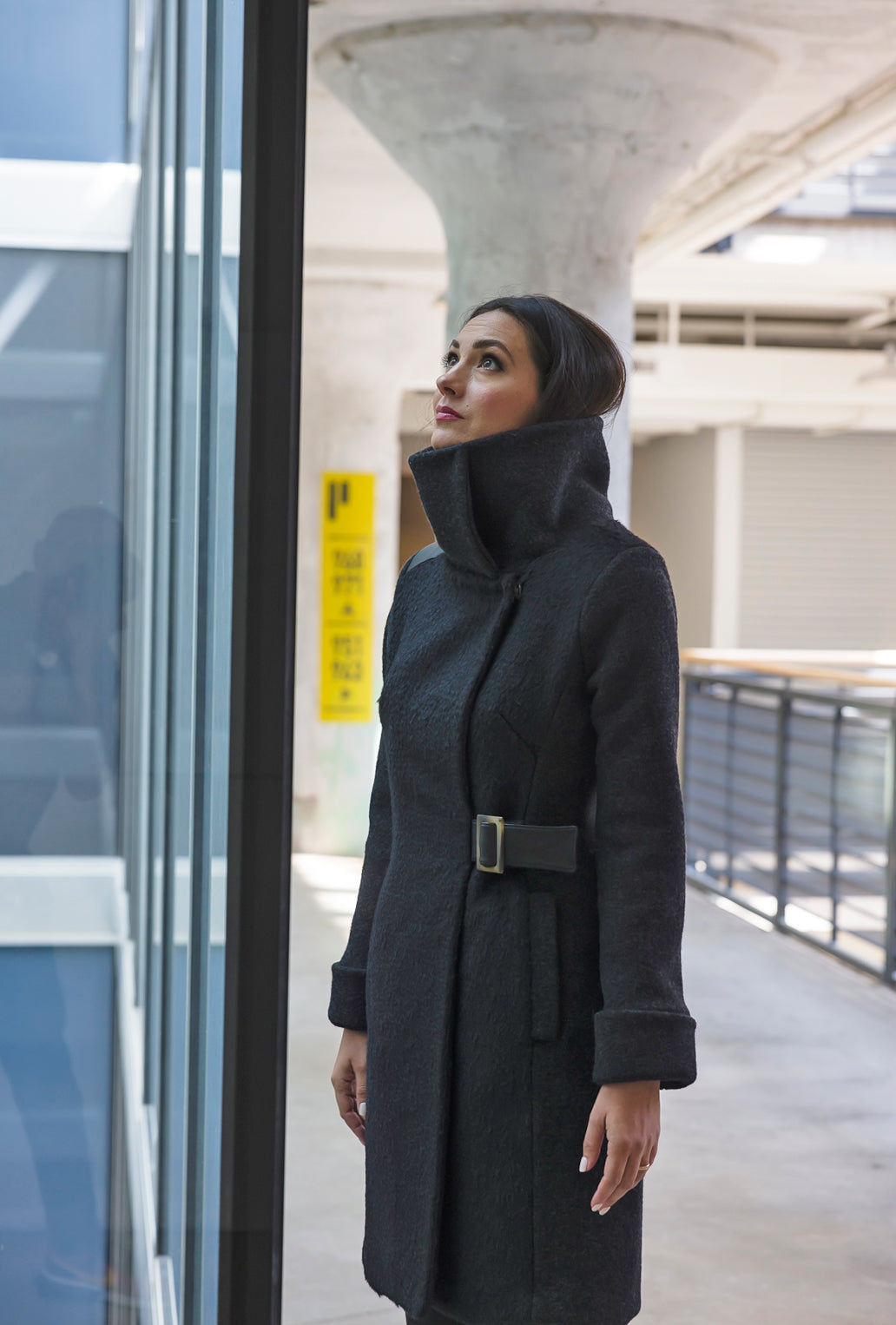 BLACK WAVE COWL NECK COAT