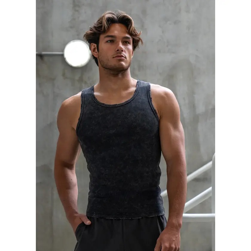 Men's Ultra-Soft Cotton Distressed Fitted T-Shirt - Premium Casual Slim Fit Tee