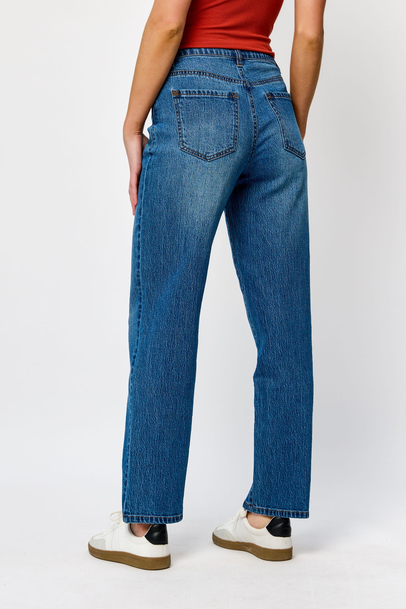WallFlower Insta-Vintage Ruby Wash Fearless Curvy Super High-Rise Straight-Leg Jean