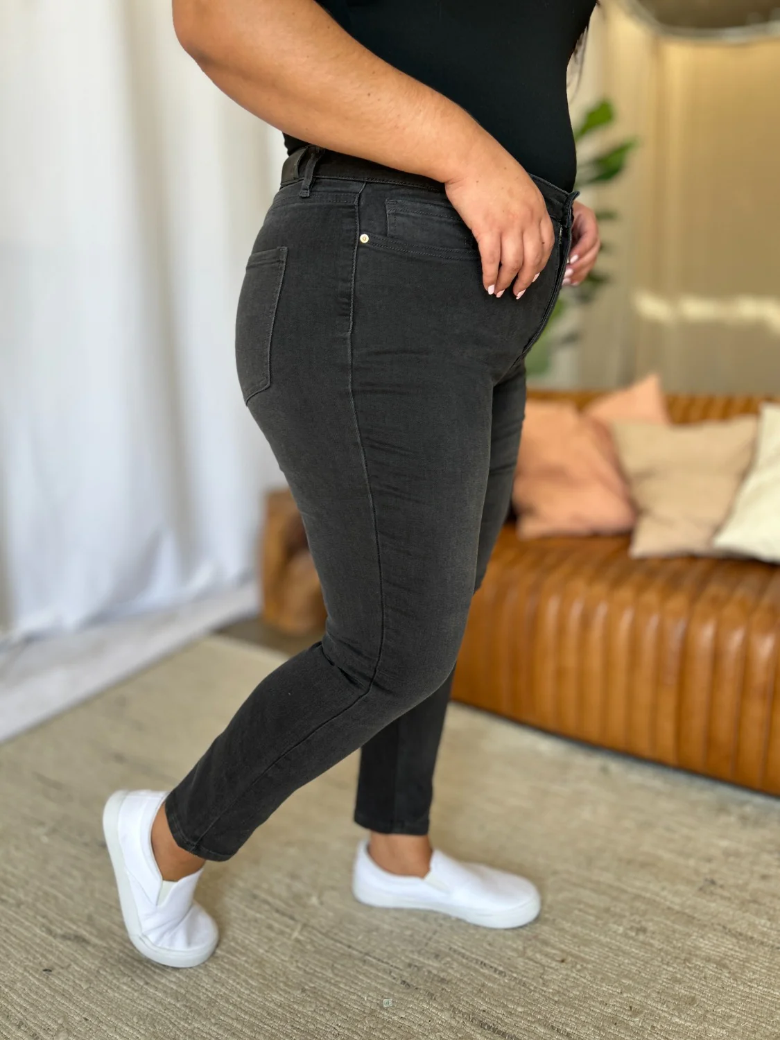 Full Size High Rise Tummy Control Skinny Jeans