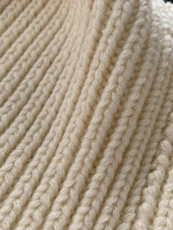 3 Colors Simple High-Neck Asymmetric Knitted Scarf