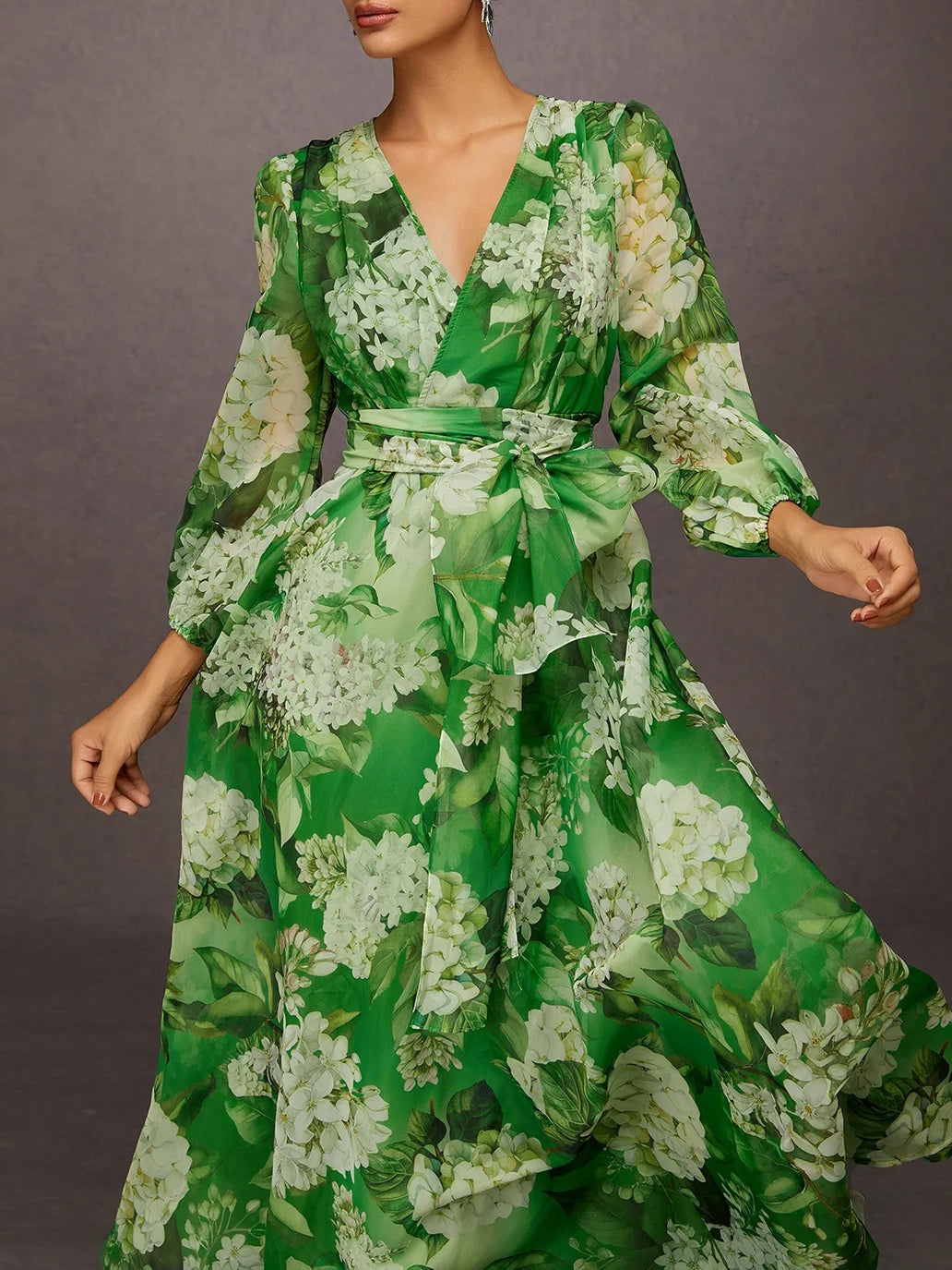 Green Floral Print V-neck Long-sleeved Chiffon Maxi Dress