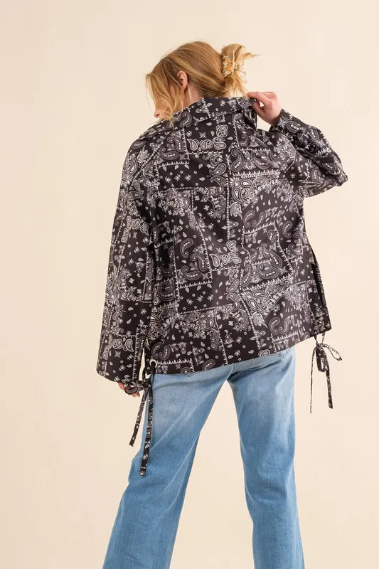 Bandana Pattern Lace Up Detailed Windbreaker