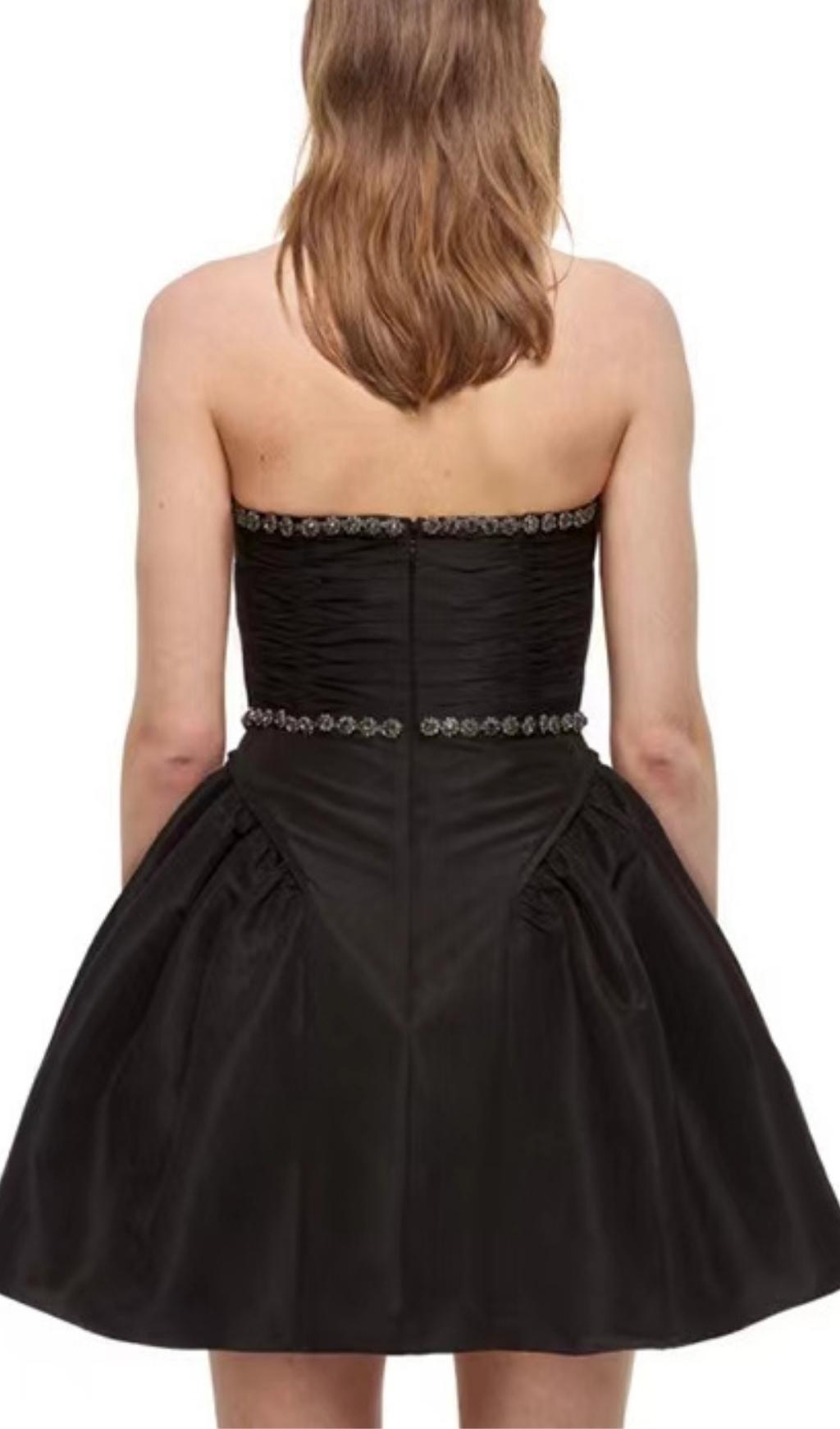 DIAMOND CHAIN DRESS IN WHITE/BLACK