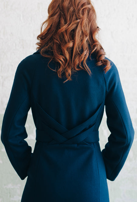 NAVY CROSSBAR RAGLAN COAT