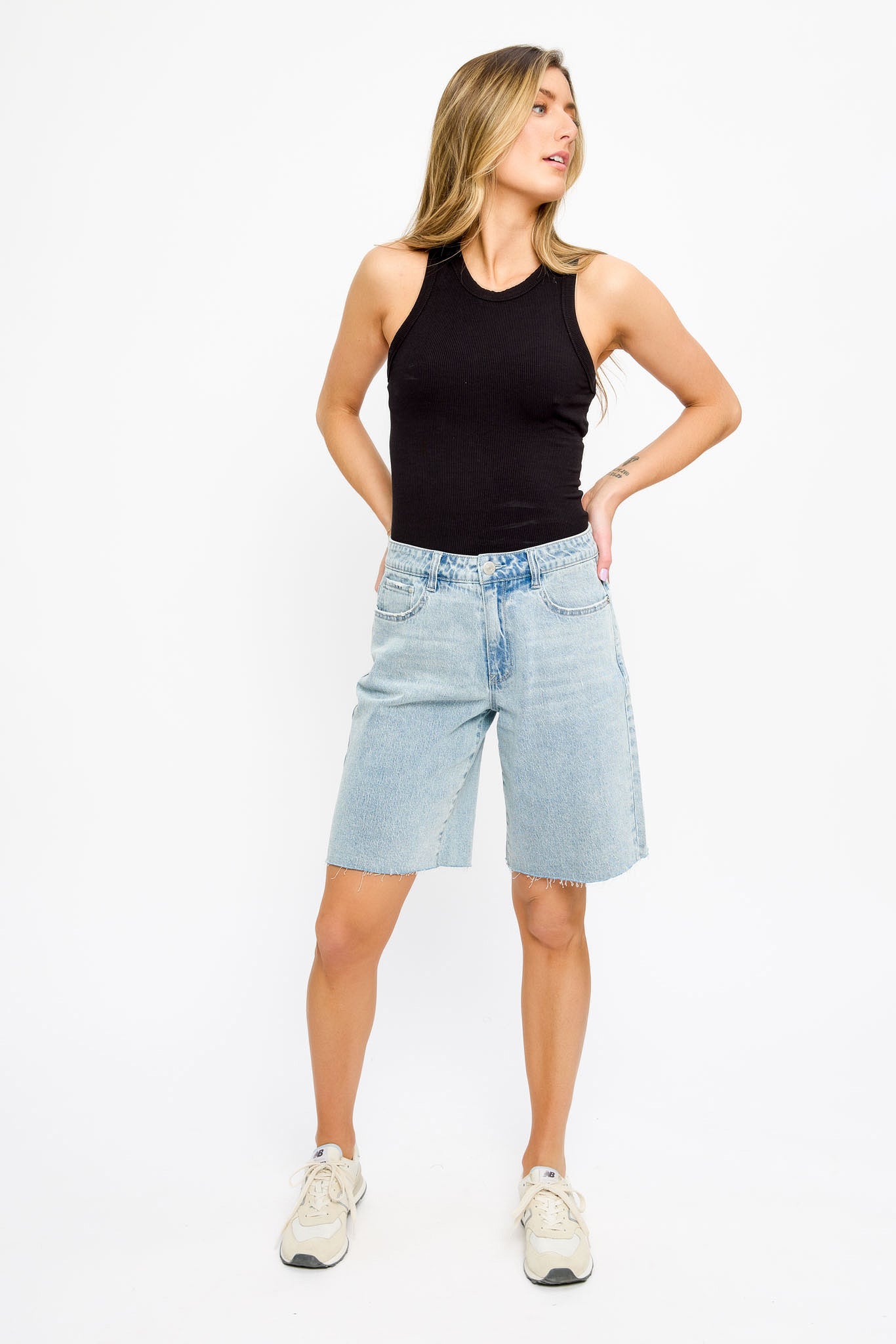 WallFlower Rhonda Wash Relaxed Tomboy Jort