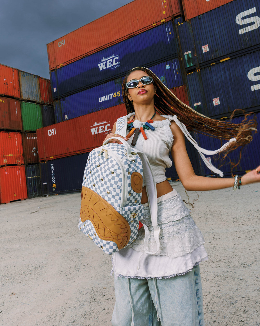 DYNASTY OF THE SHARKS IN PARIS BACKPACK