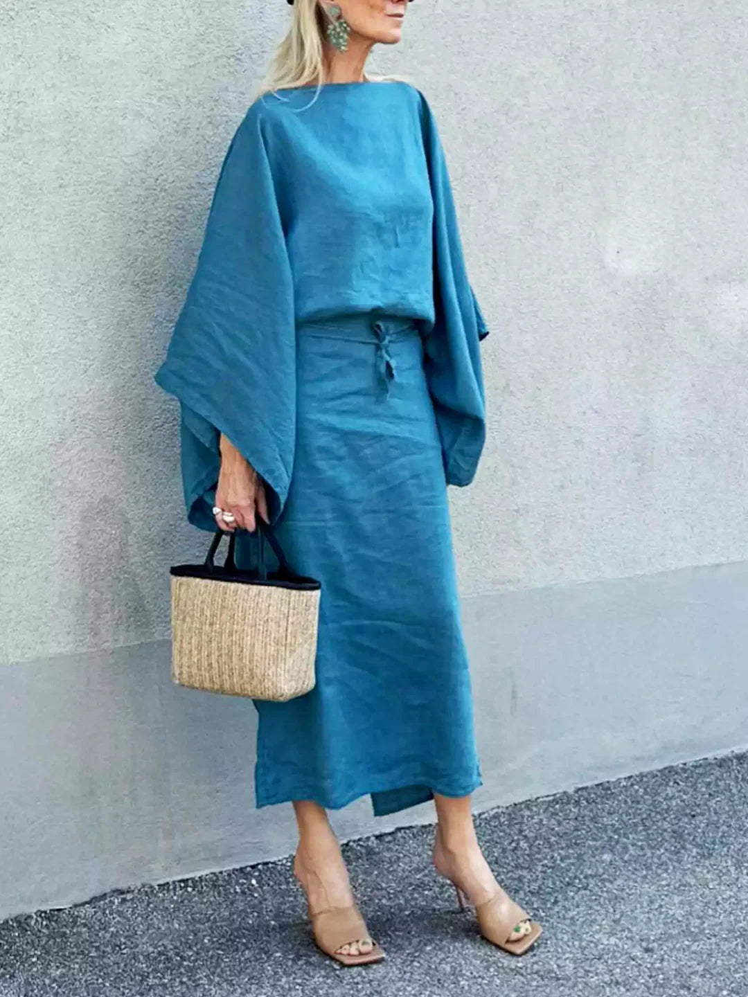 Casual cotton and linen batwing sleeve belt solid color dress