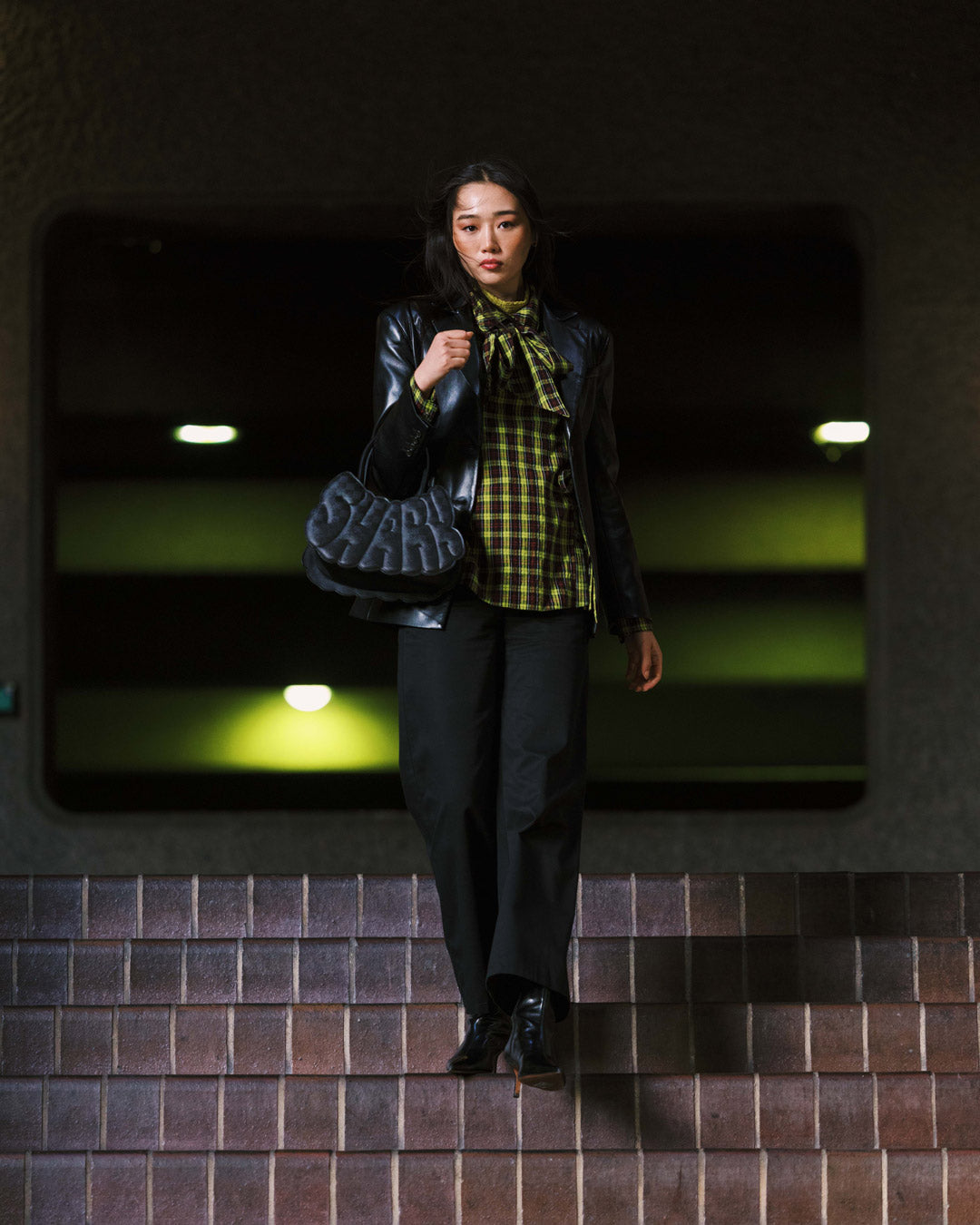 THE PHANTOM FADE SHARK HANDBAG