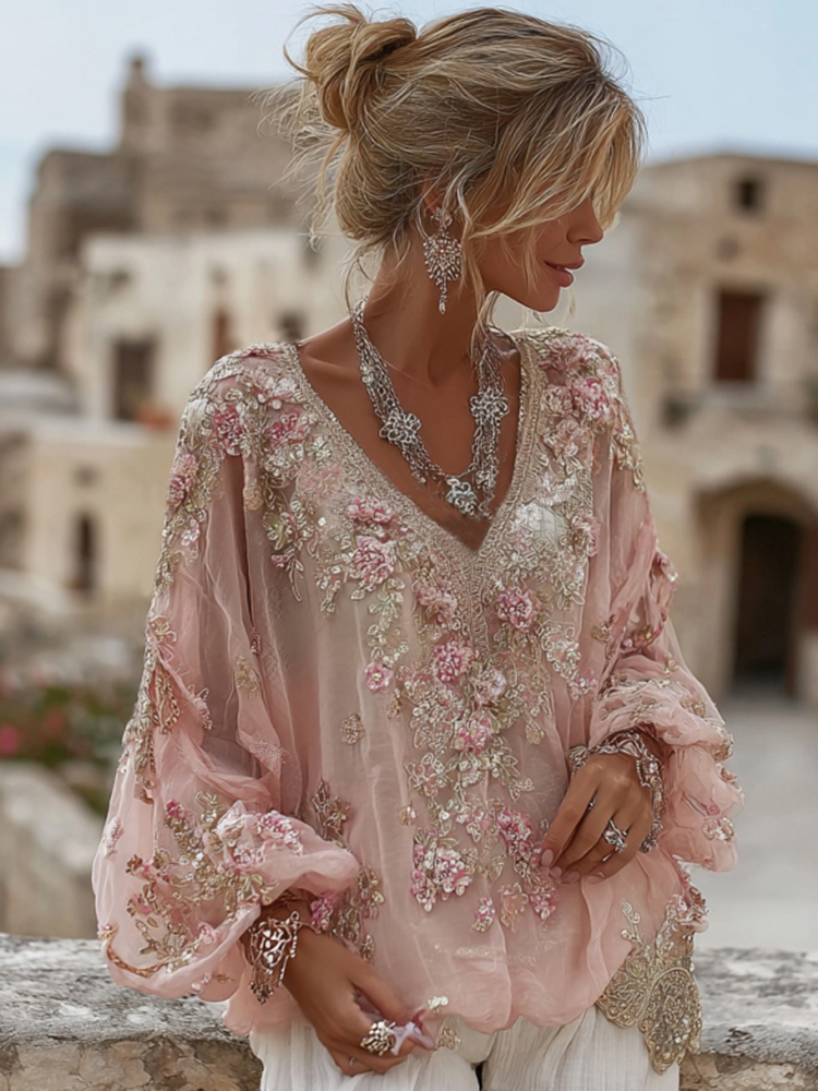 Women's Pink Floral Embroidery Art V-neck Long Sleeve T-shirt