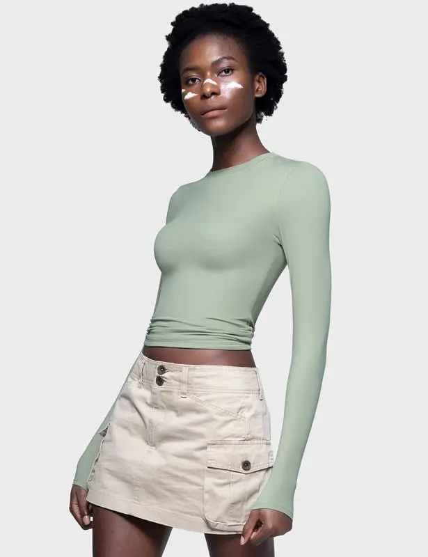 Long Sleeve Basic Tee Women's Crew Neck Slim Fit Tops Streetwear Minimalist Double Layer Compression Tee