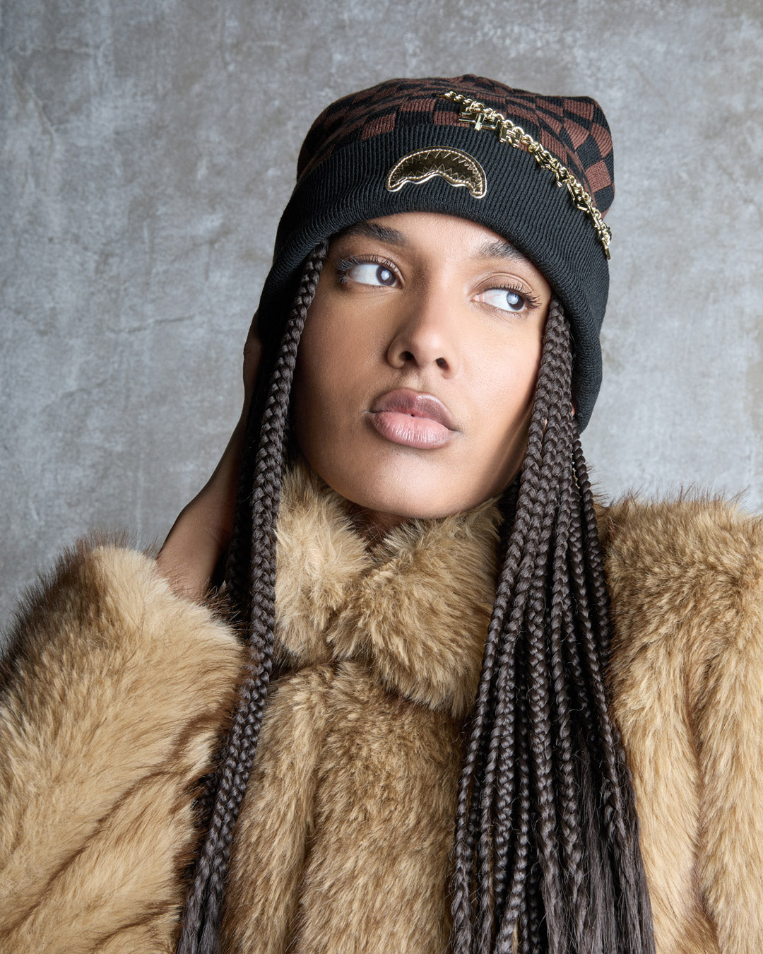 GOLD CHAIN CHECK BEANIE