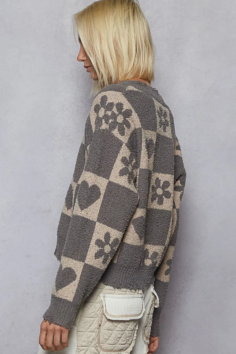 V-Neck Heart Pattern Checkered Sweater