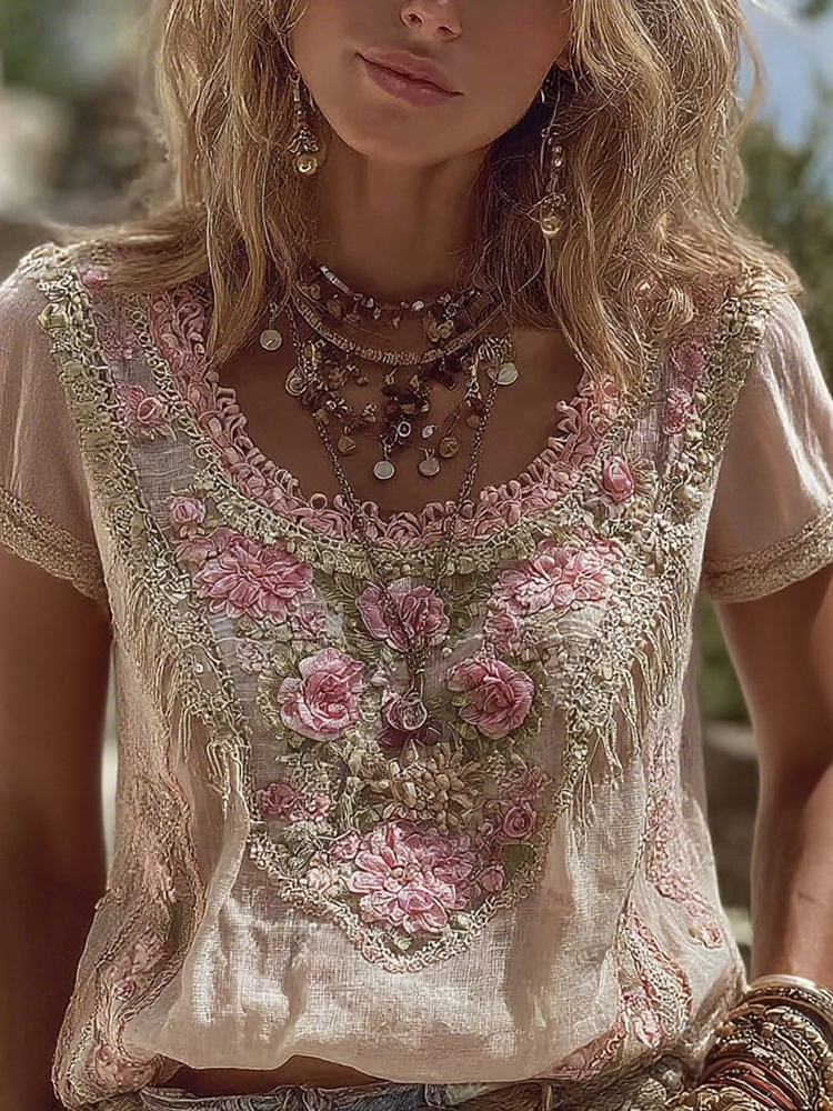 Women's Vintage Floral Pattern Crew Neck T-shirt