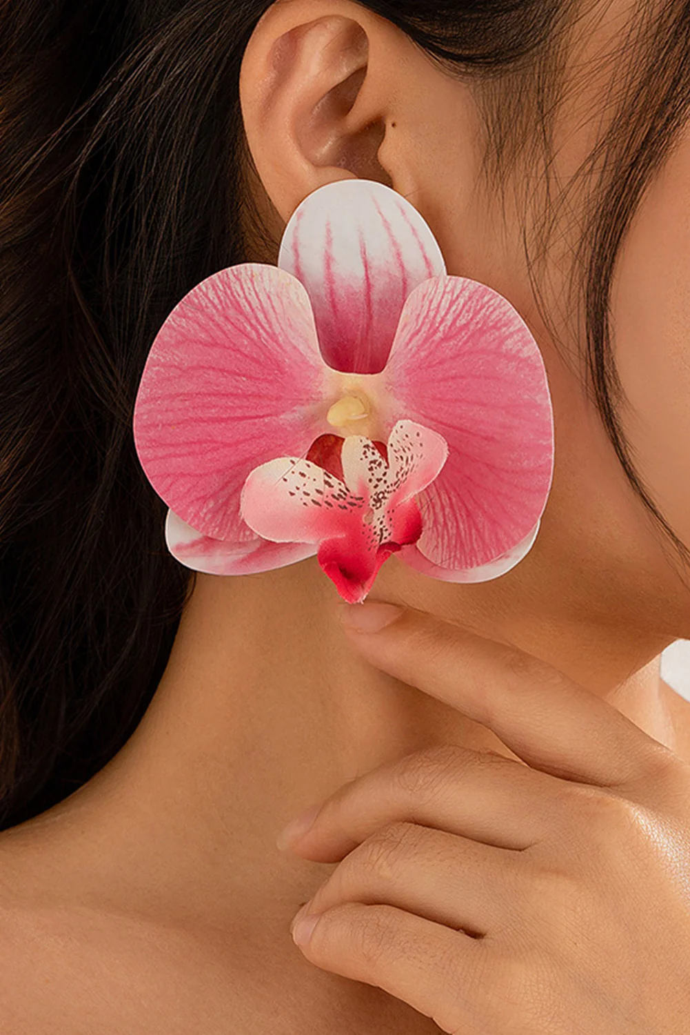 Bonbon Elegant Phalaenopsis Simulated Flower Earrings