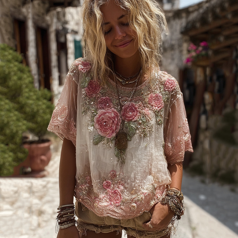 Women's Vintage Pink Floral Pattern Crew Neck T-shirt