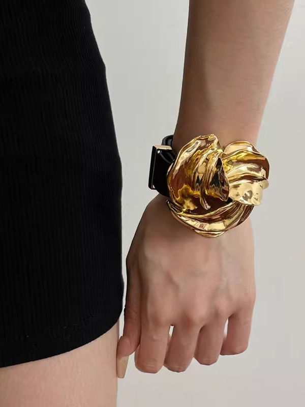 Geometric Hollow Pleated Bracelet Accessories