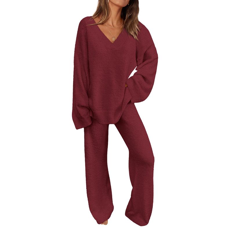 Soft Lounge Set – Comfy V-Neck & Relaxed Pants