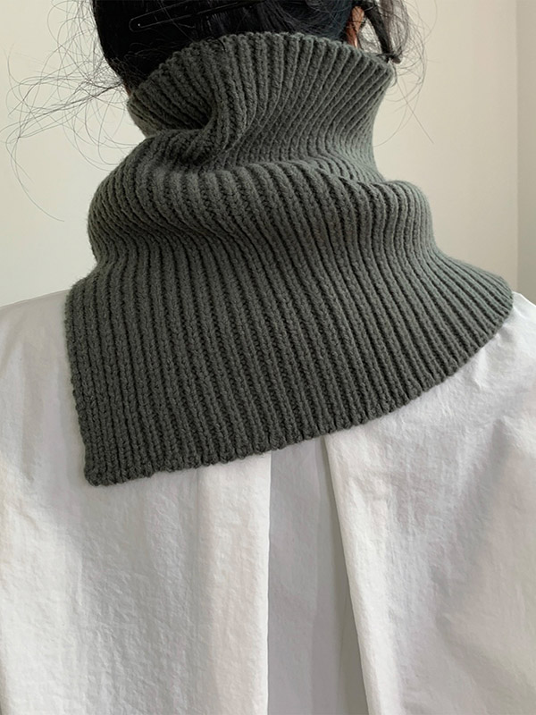 3 Colors Simple High-Neck Asymmetric Knitted Scarf