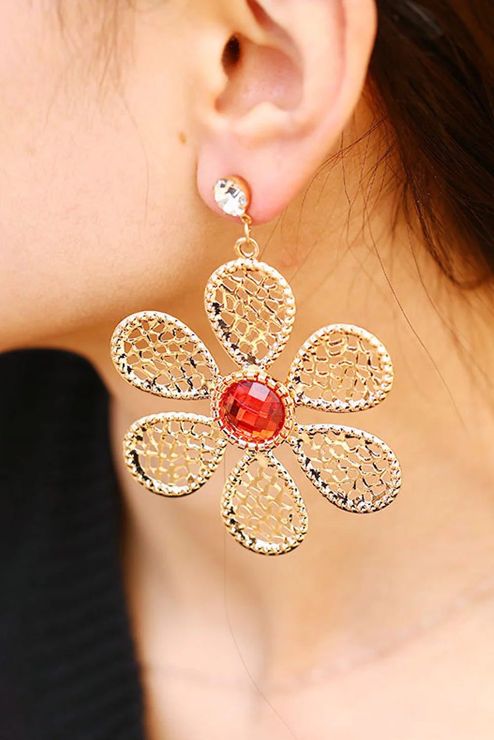Silvery Flower Shape Alloy Dangle Earrings