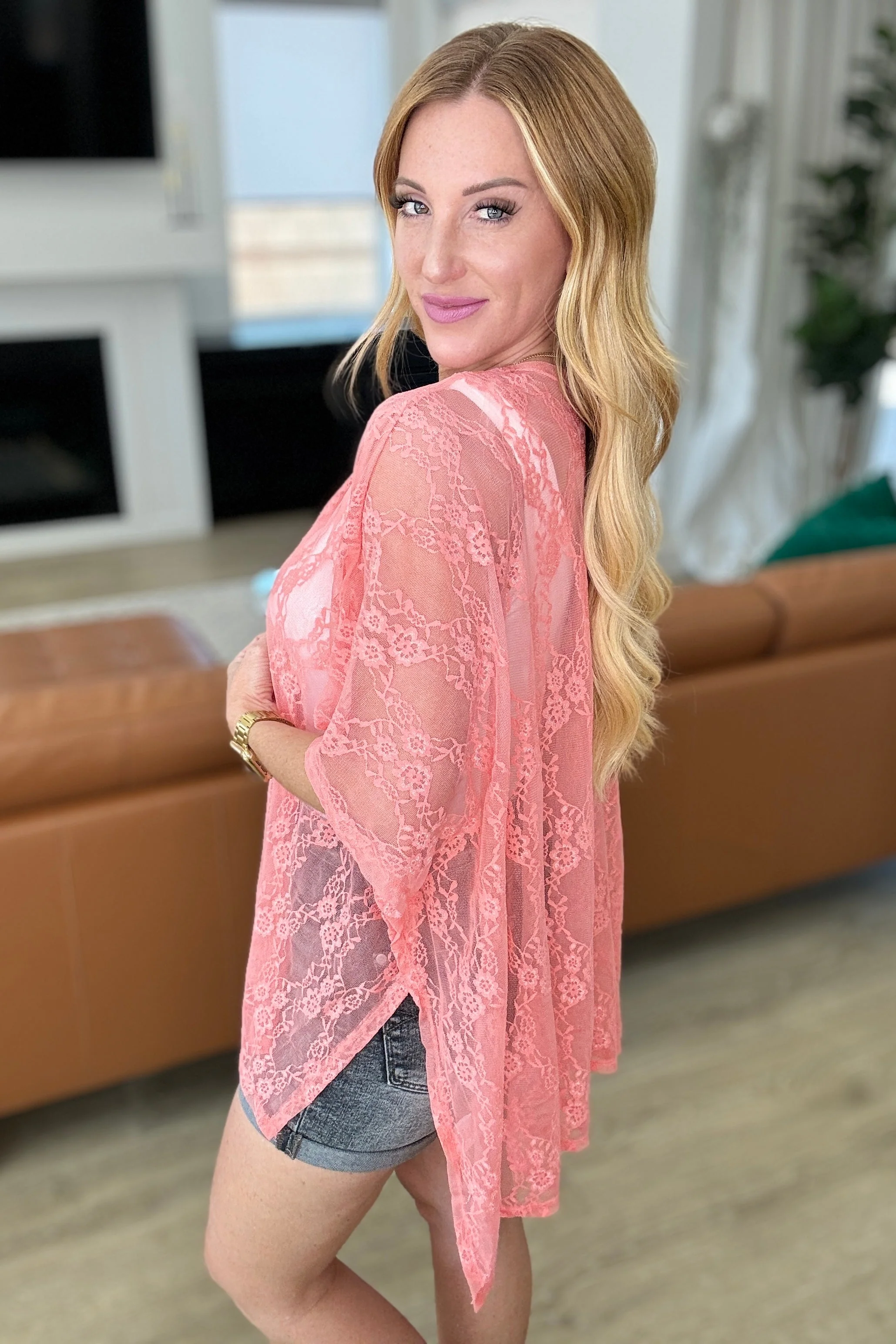 Ahead Lace Kimono In Coral