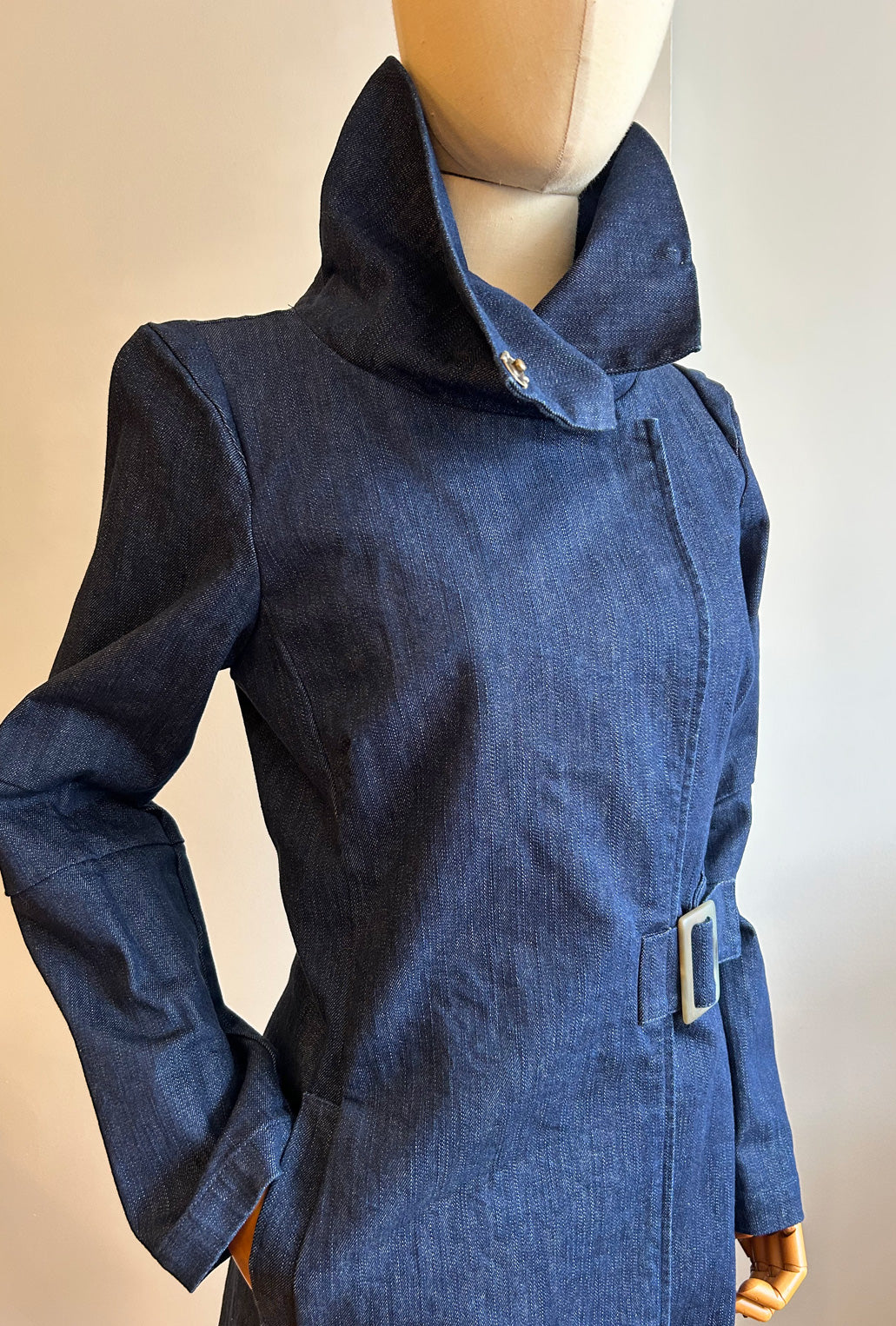 DENIM HYBRID ARCH COAT
