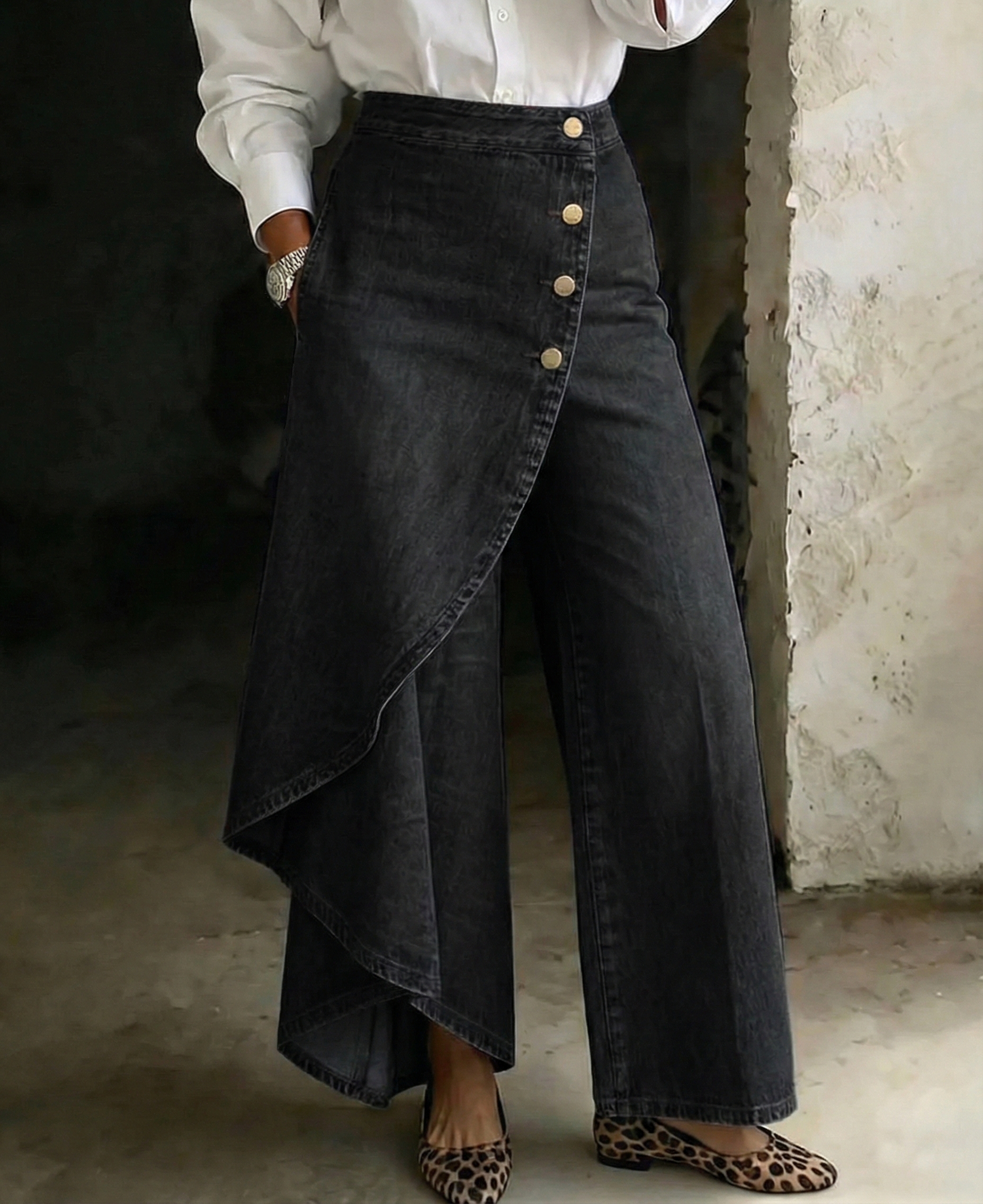 Women's Stylish Design High-waisted Relaxed Fit Wide-leg Jeans